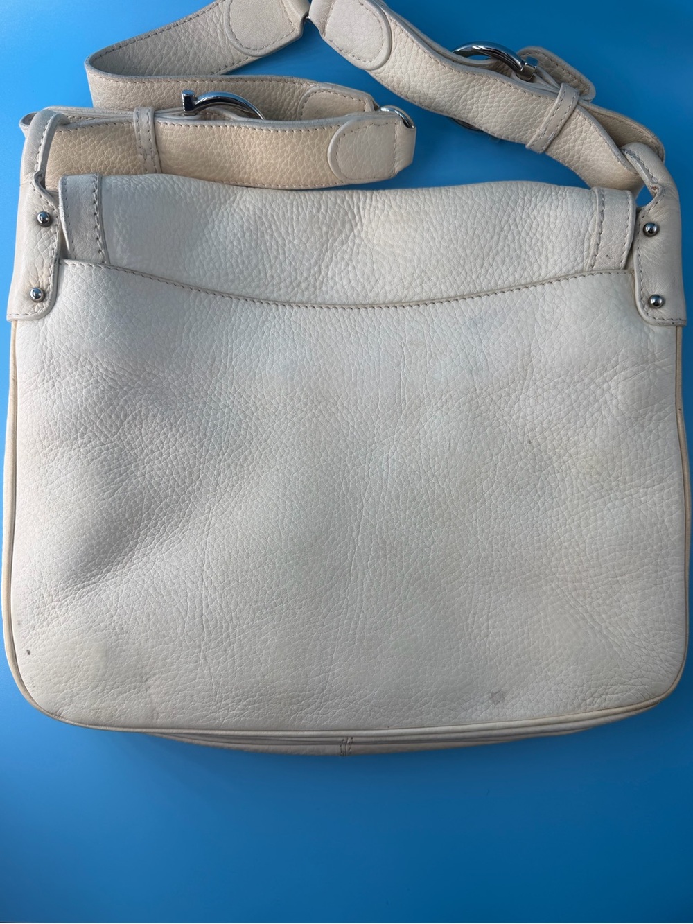 Salvatore Ferragamo Gancini Leather Flap Shoulder Bag Silver Hardware Cream - Picture 5 of 15